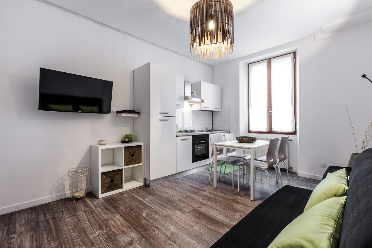 Stayeasy Fara12 - Station & Downtown Walking Distance Milão