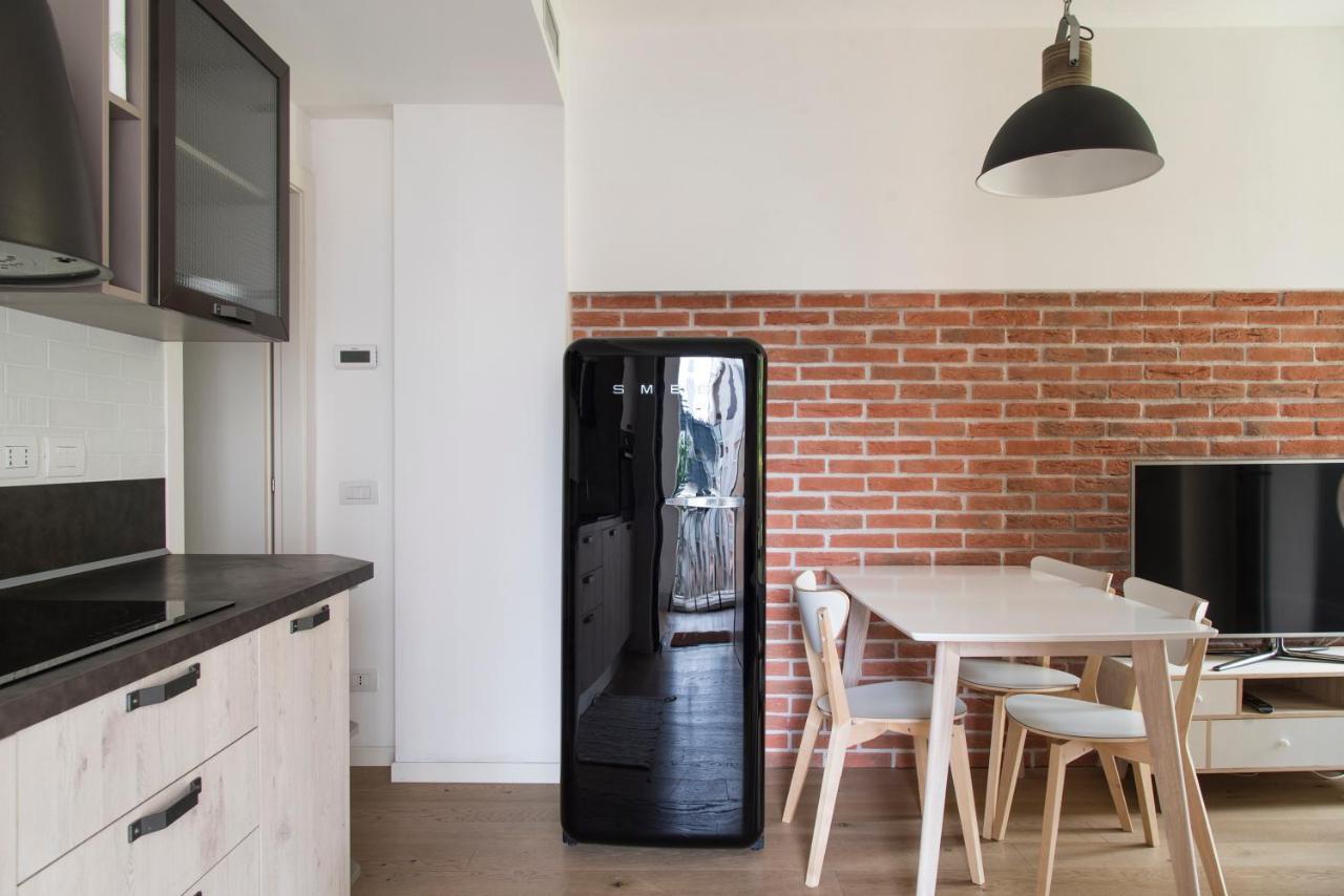 Apartment Youhosty - Monviso 32 Mailand