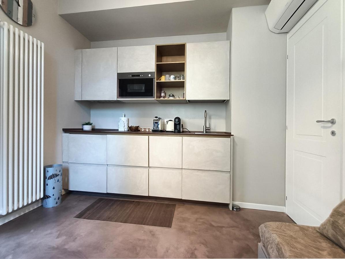 Game House In The Center Apartment