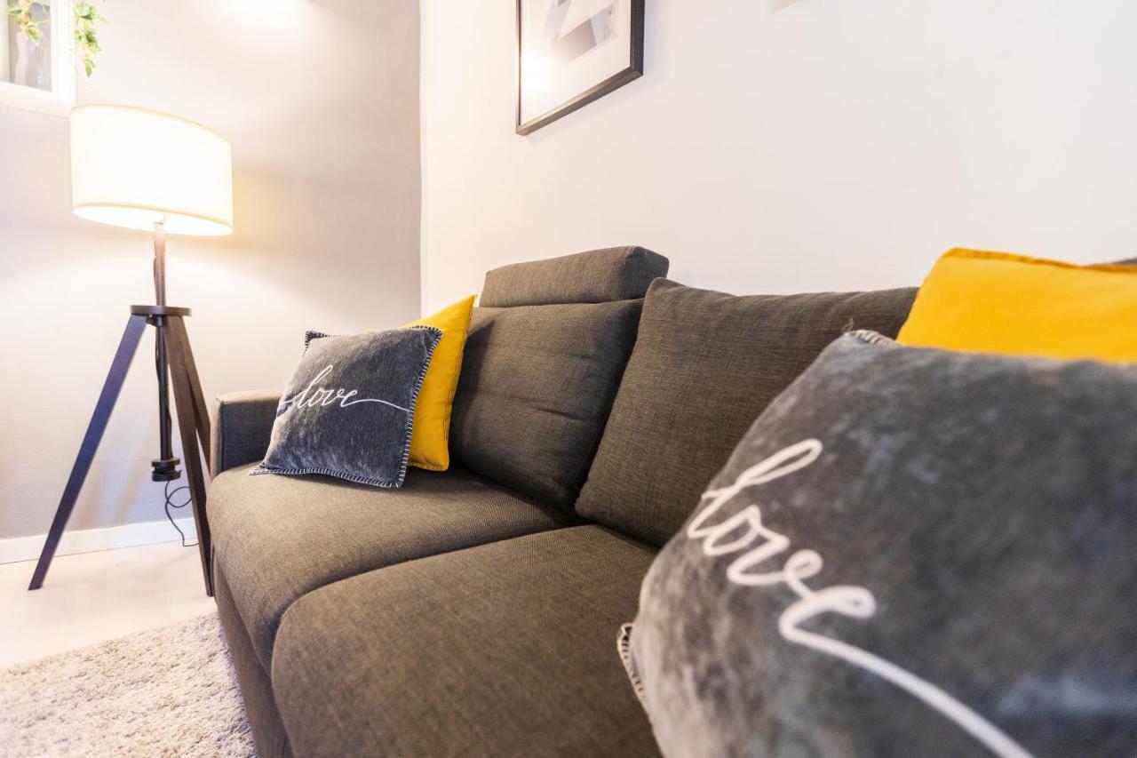 Apartment - Alzaia Naviglio Grande Mailand