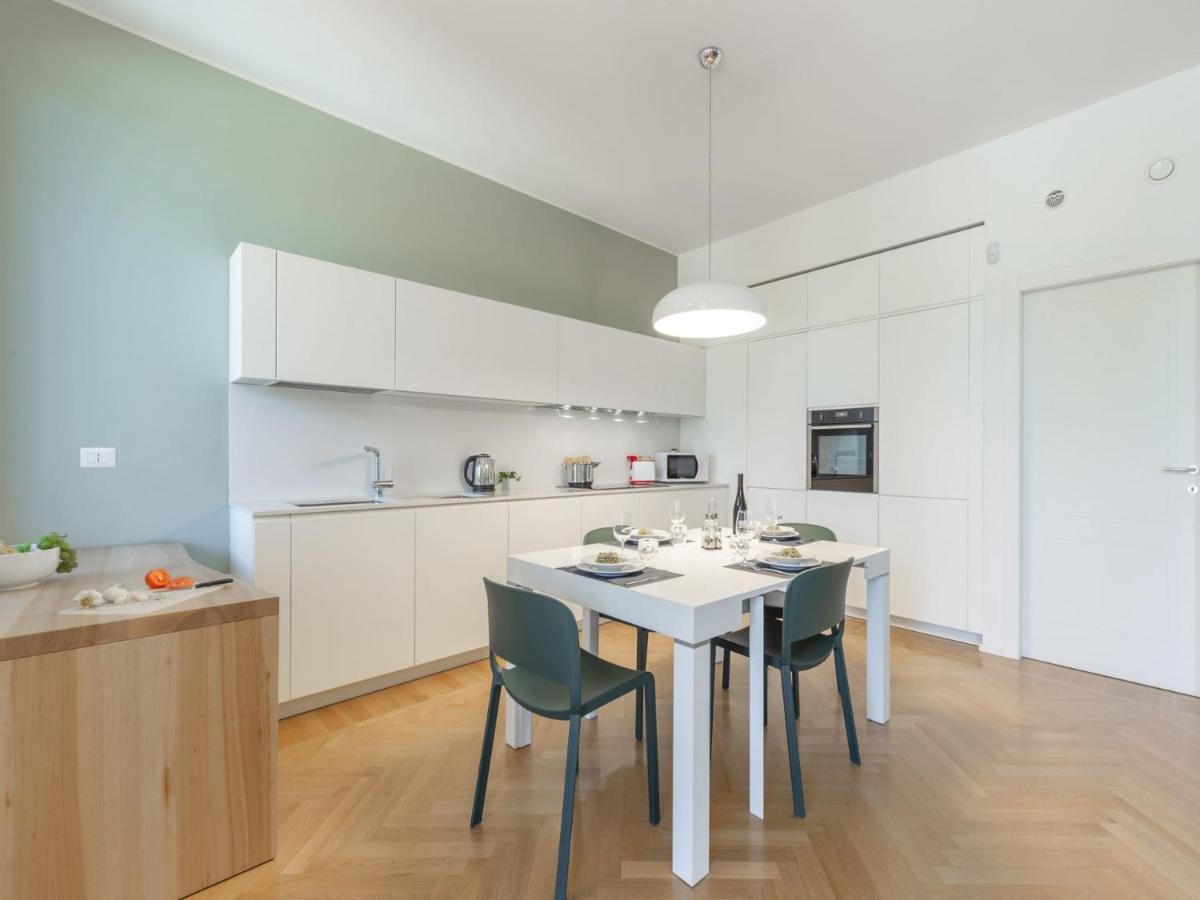 The Best Rent - Spacious Three-bedroom With Terrace Apartamento *