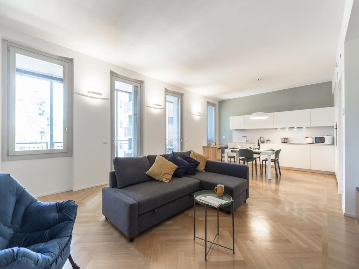 The Best Rent - Spacious Three-bedroom With Terrace