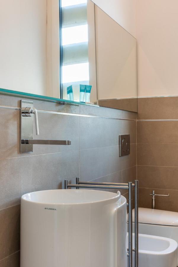 Easylife - Wonderful Penthouse With Terrace A Few Steps From The Duomo Milão