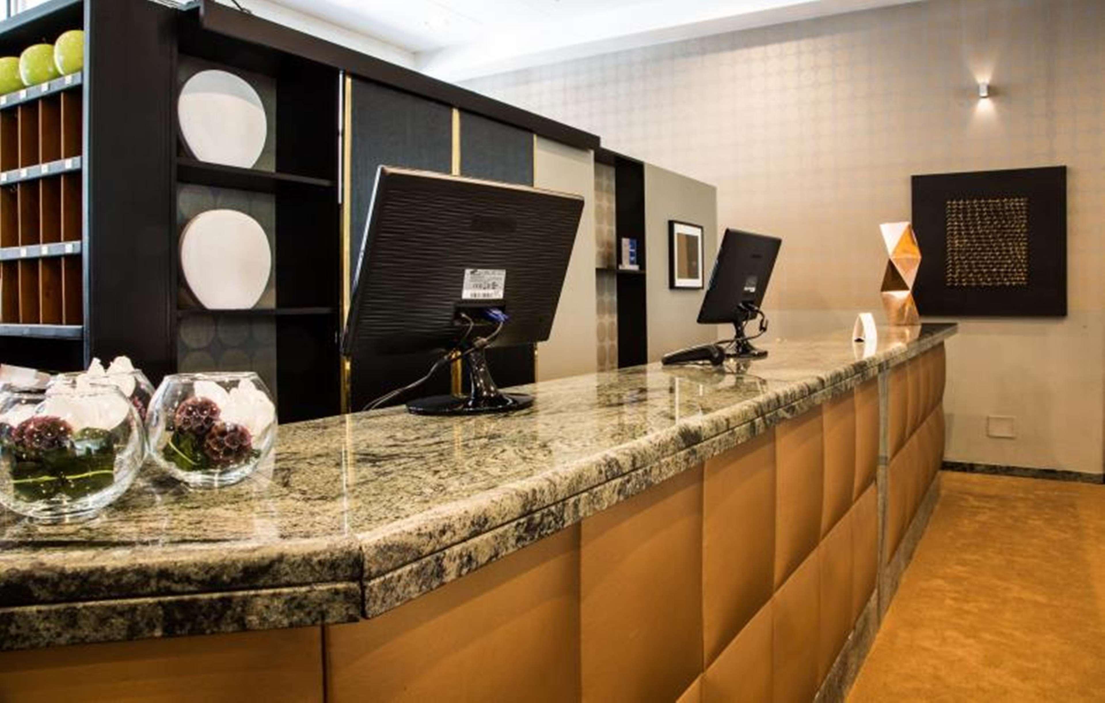 Best Western Blaise&francis 4*