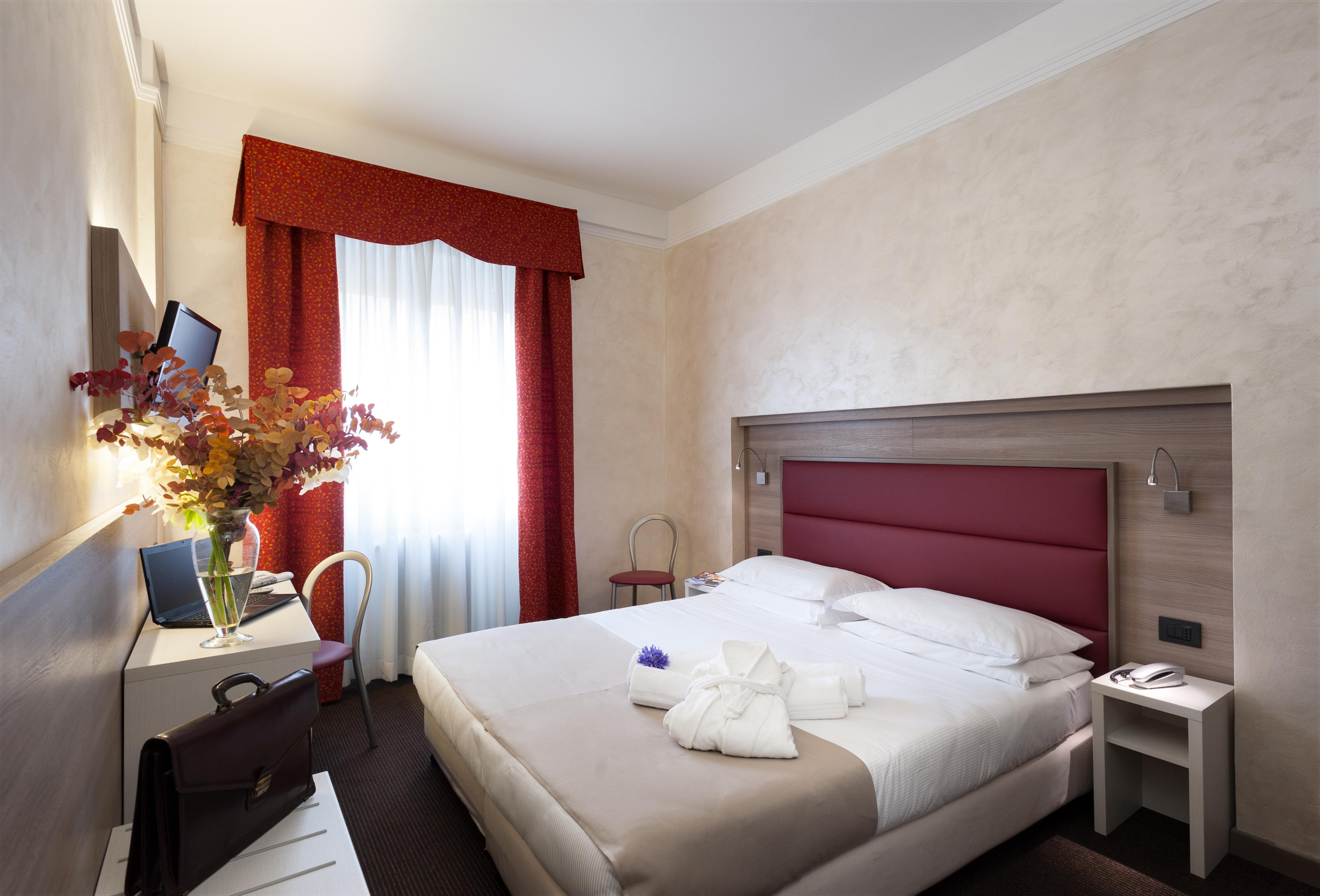 Hotel Gamma