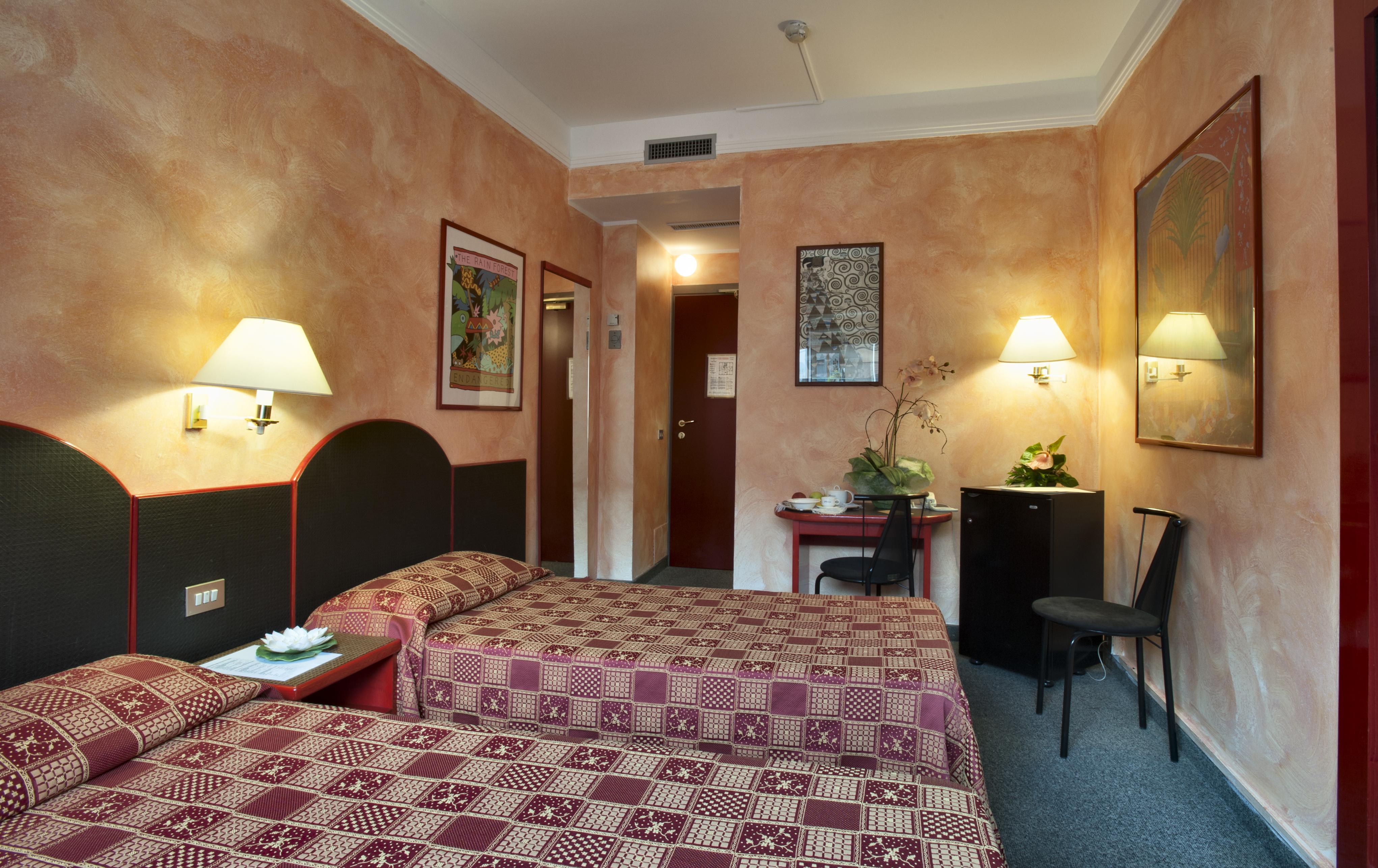Gamma Hotel 3*