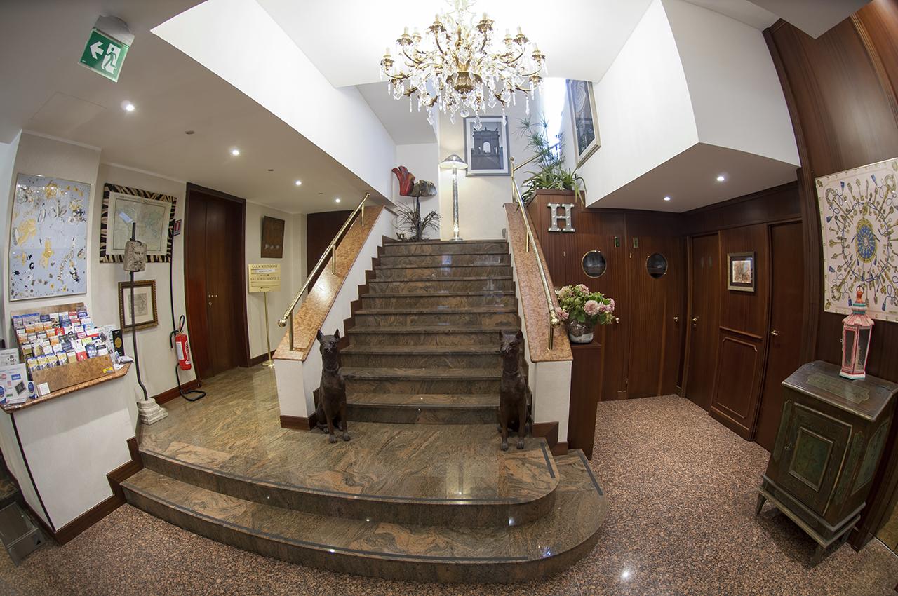 Hotel Bristol