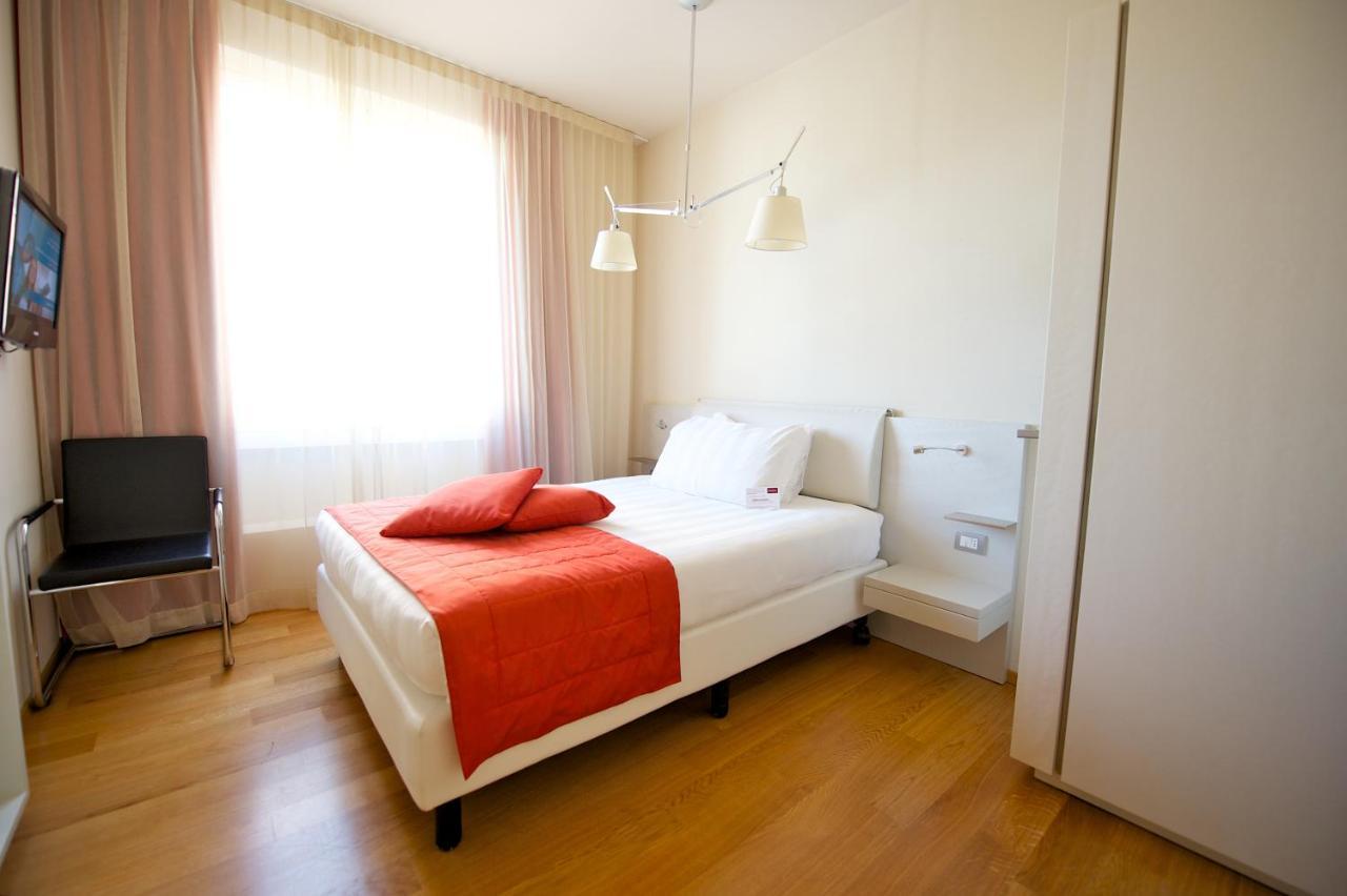 Mercure Solari 4*