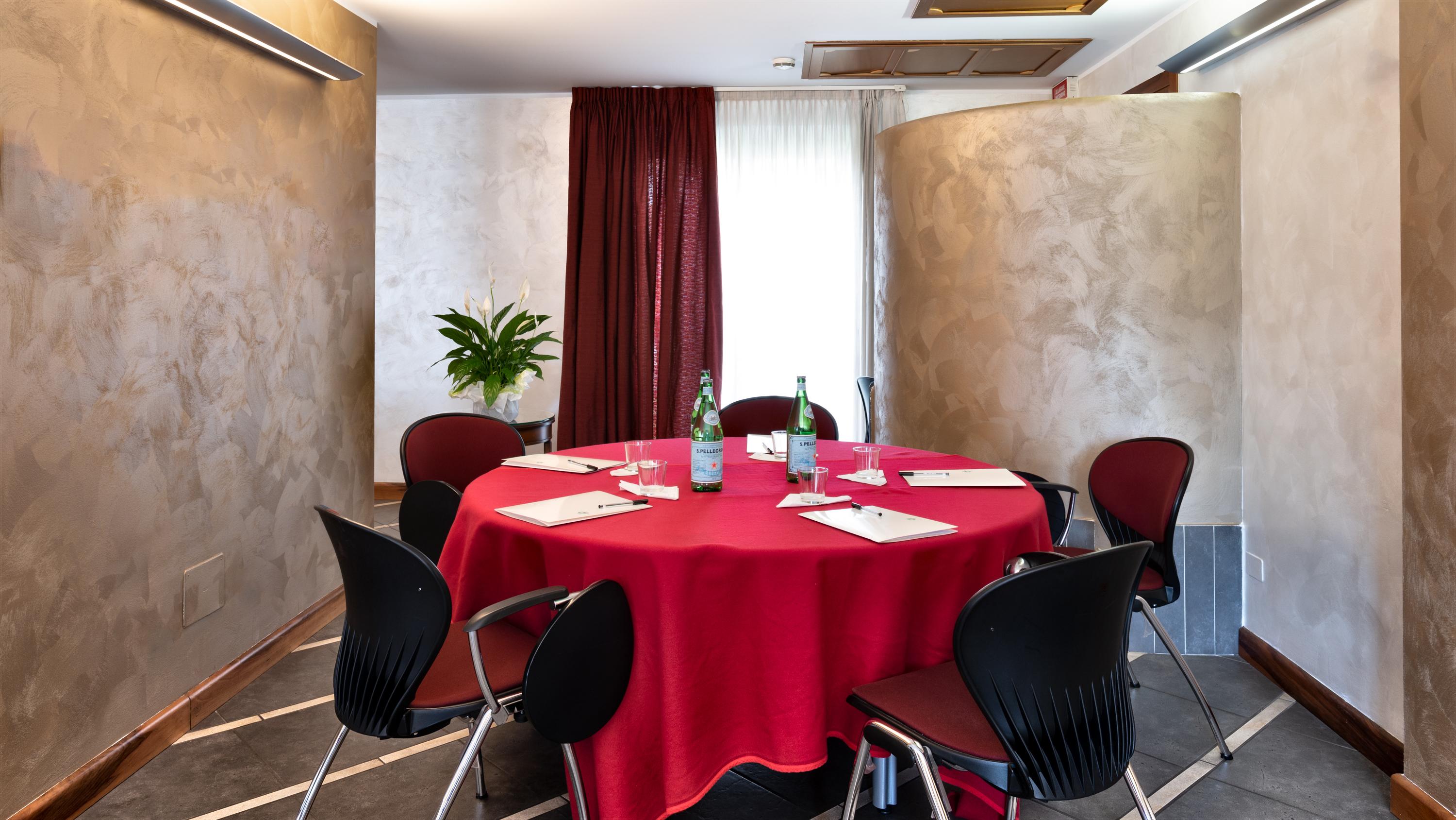 Hotel Sunflower 4*