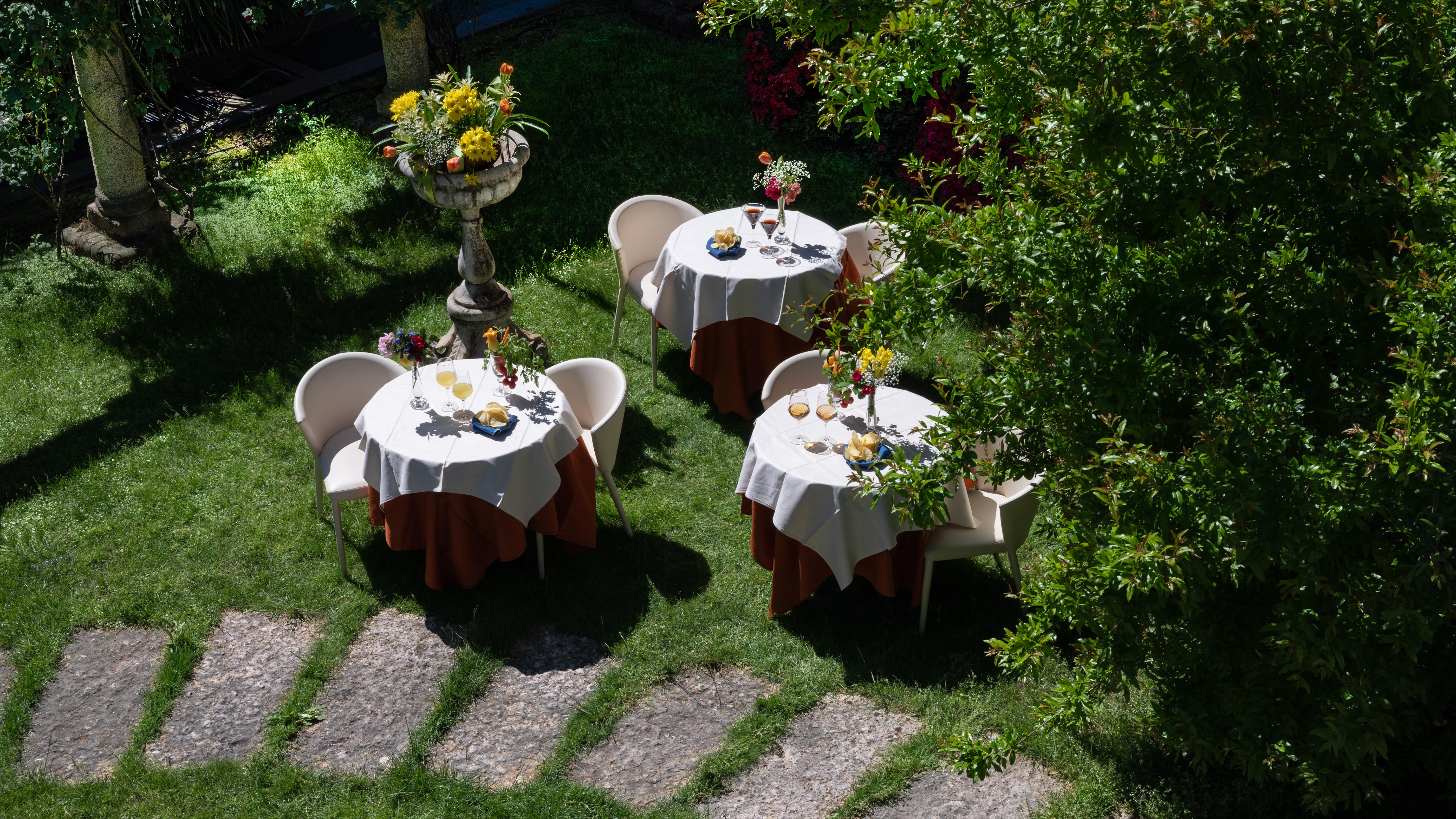 Sunflower Hotel