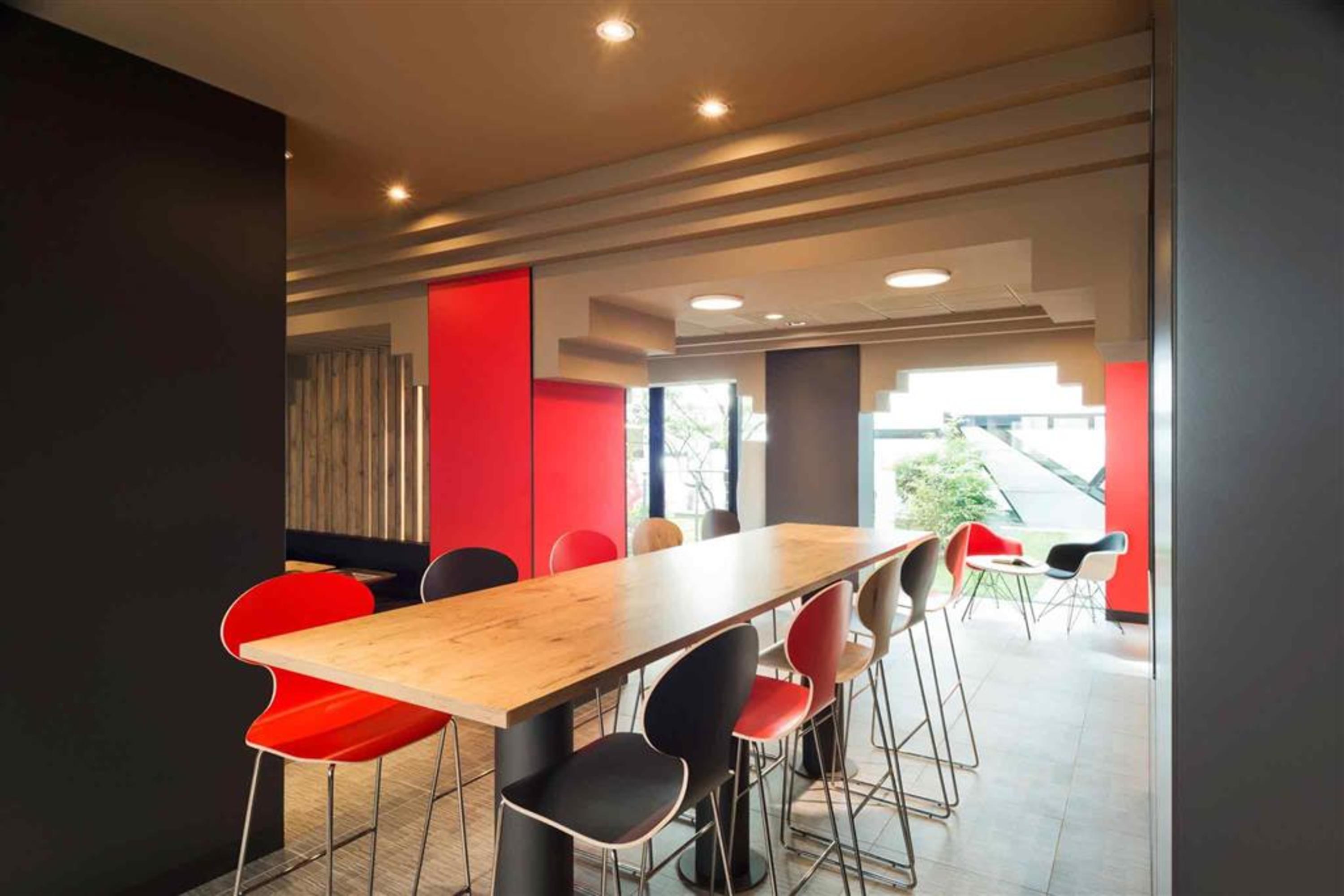 Ibis Centro 3*