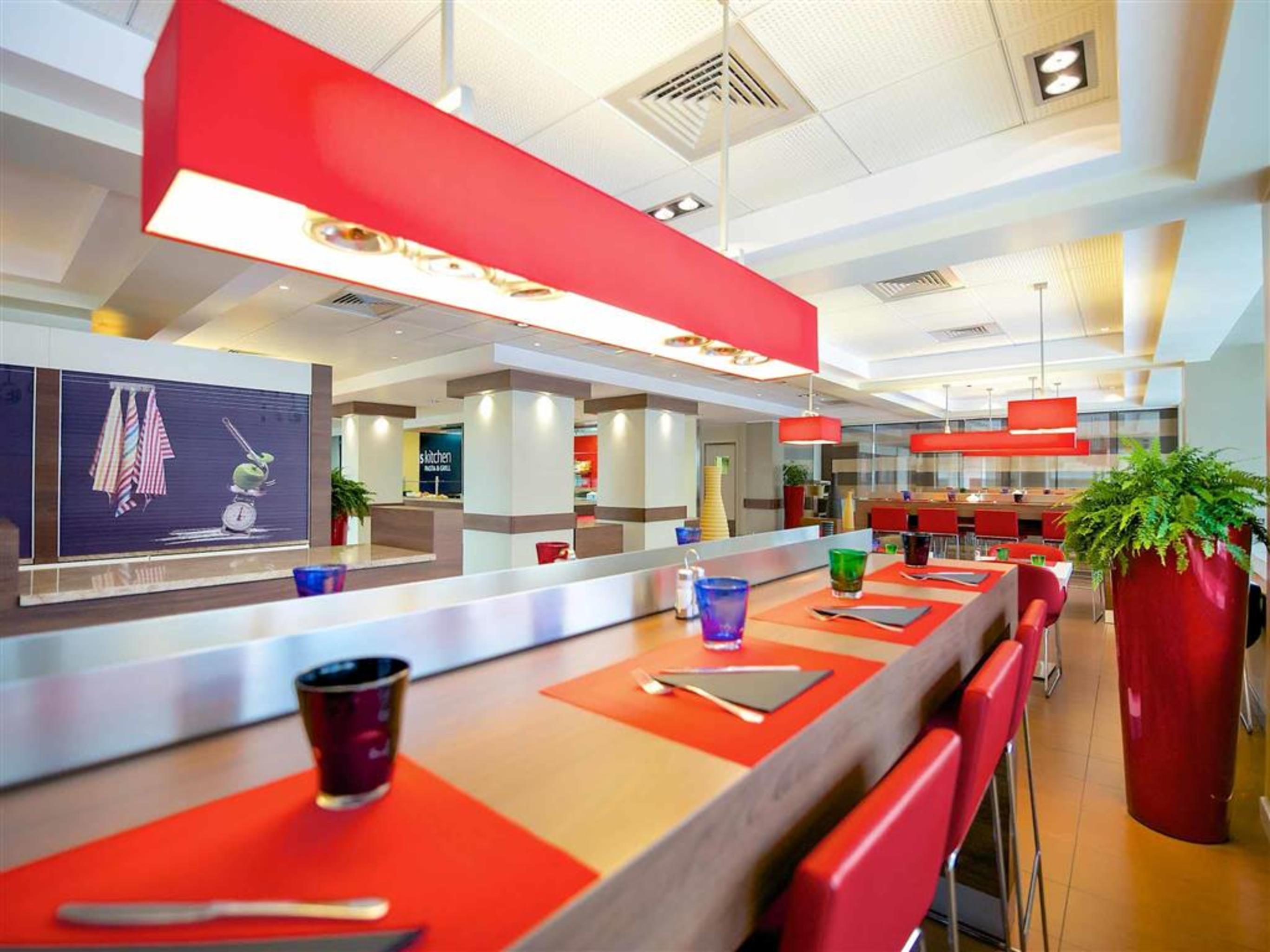 Ibis Centro Hotel 3*