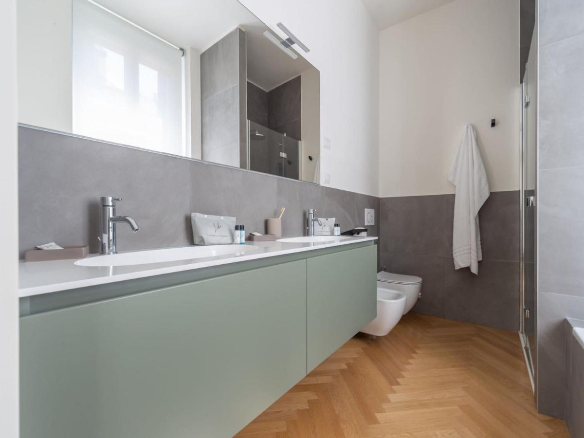 The Best Rent - Spacious Three-bedroom With Terrace Milão