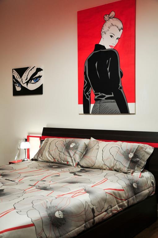 Eva & Diabolik's Secret * Milan