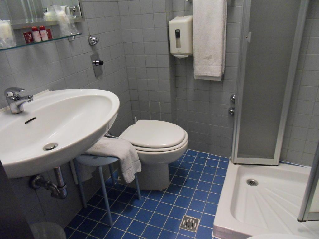 Roxy Hotel 3*