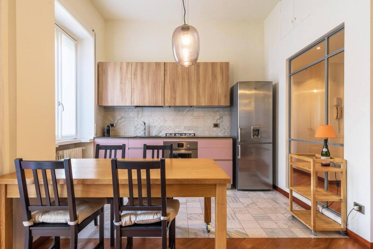 Colored And Spacious Flat Close To Navigli By Easylife *