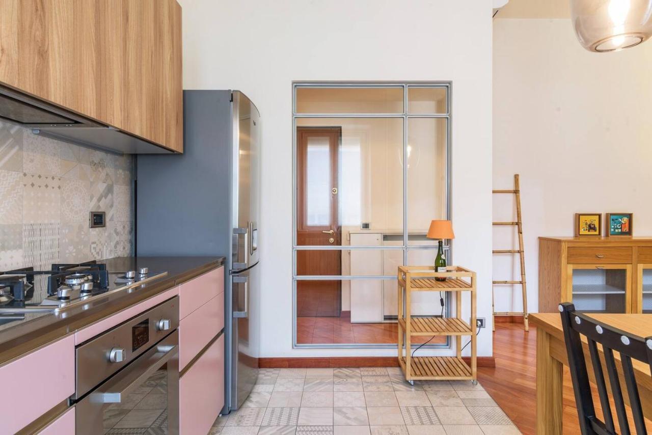 Colored And Spacious Flat Close To Navigli By Easylife Milão