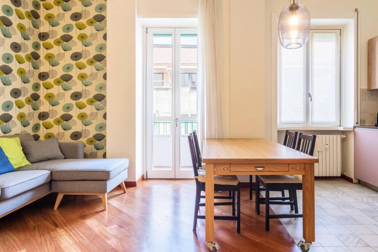 Colored And Spacious Flat Close To Navigli By Easylife Apartamento Milão