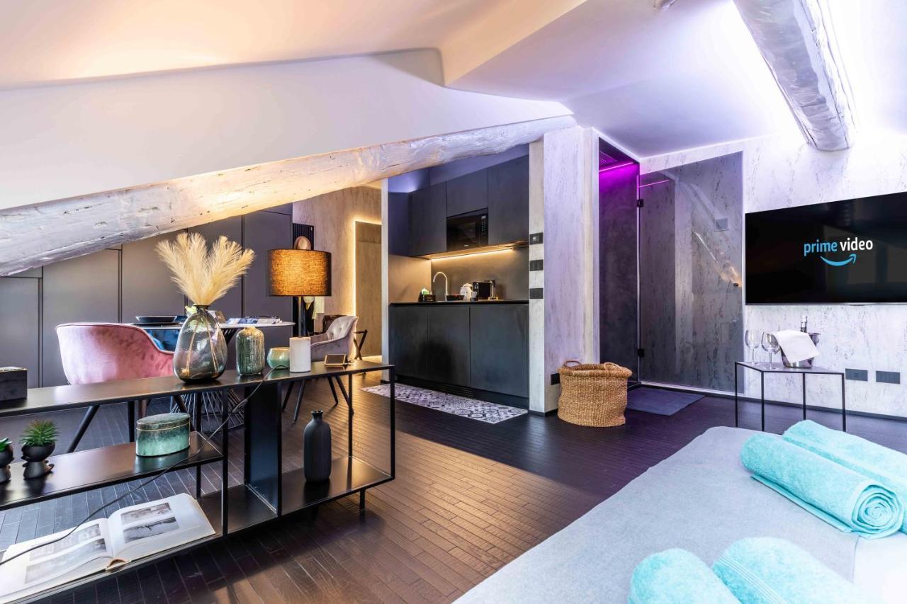 Quadrilatero Della Moda- Luxury Loft In The Heart Of The Fashion District * Mailand