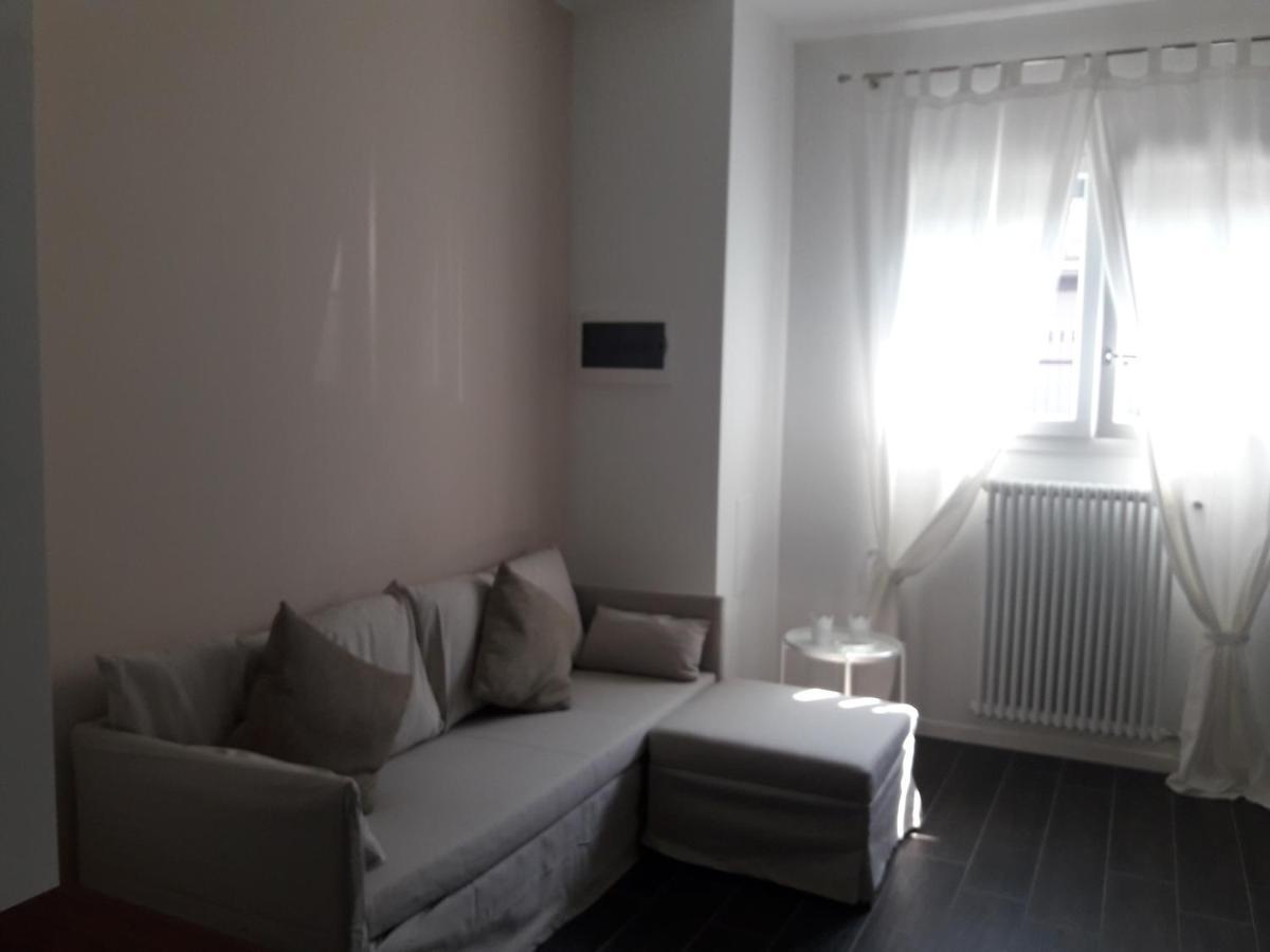 Quiet And Comfortable In Porta Romana Apartamento *