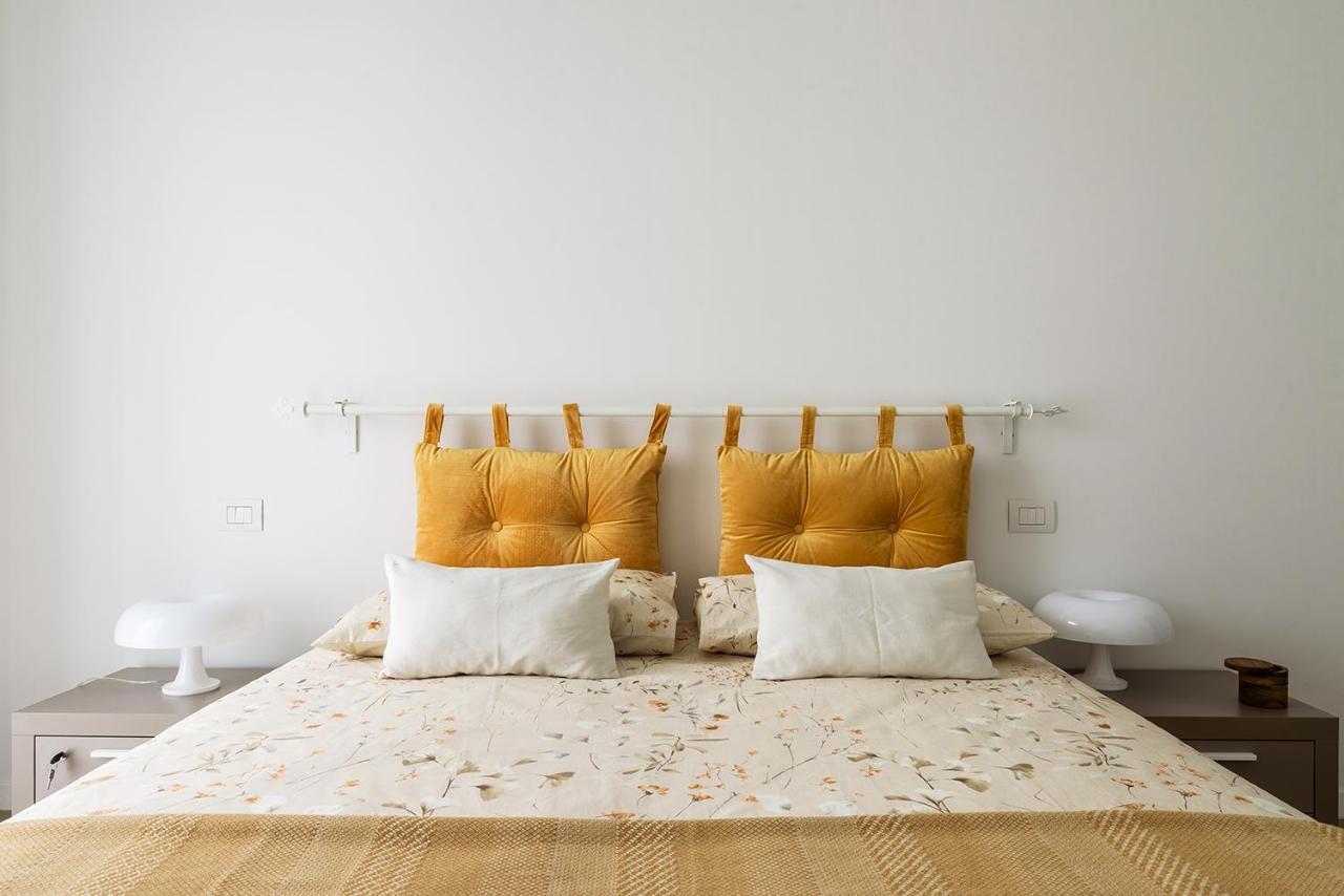 Joivy Uptown Flats With Balcony, Good Connection To Centre Apartment Mailand