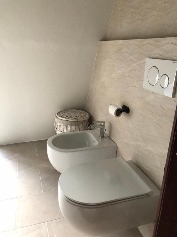 Easy Isola, For An Easy Apartment *