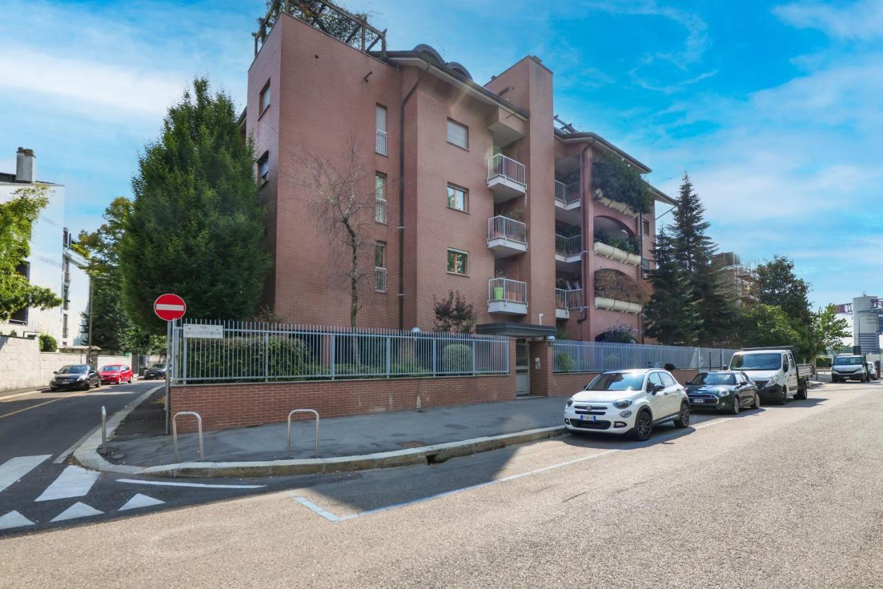 San Siro Stadium Luxury Apartamento Milão