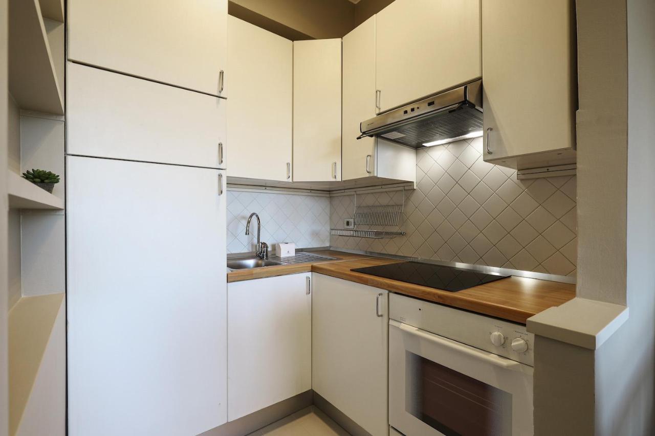 Contempora - Elvezia 8 - E51 Milan