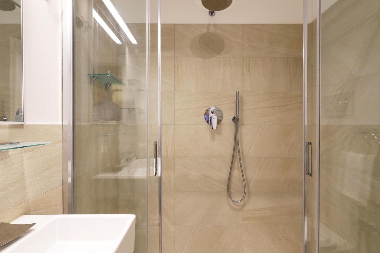 Apartment Contempora - Elvezia 8 - E51 Milan