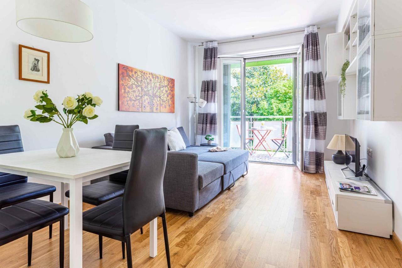 Apartamento Joivy Adorable Flat With Balcony
