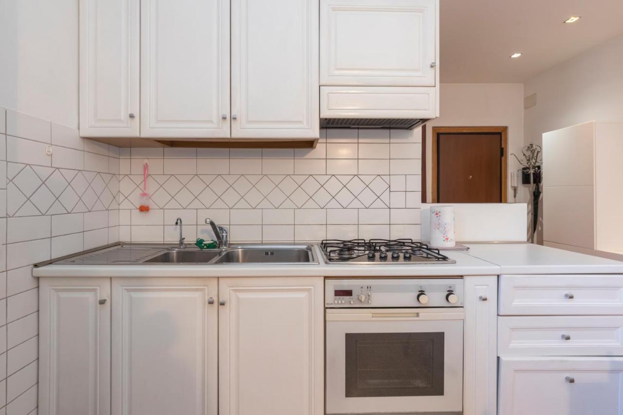Apartment Comfort Near P Venezia / Cso B Aires - Casati