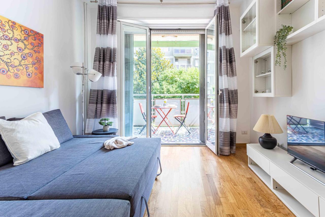 Joivy Adorable Flat With Balcony Apartamento Milão