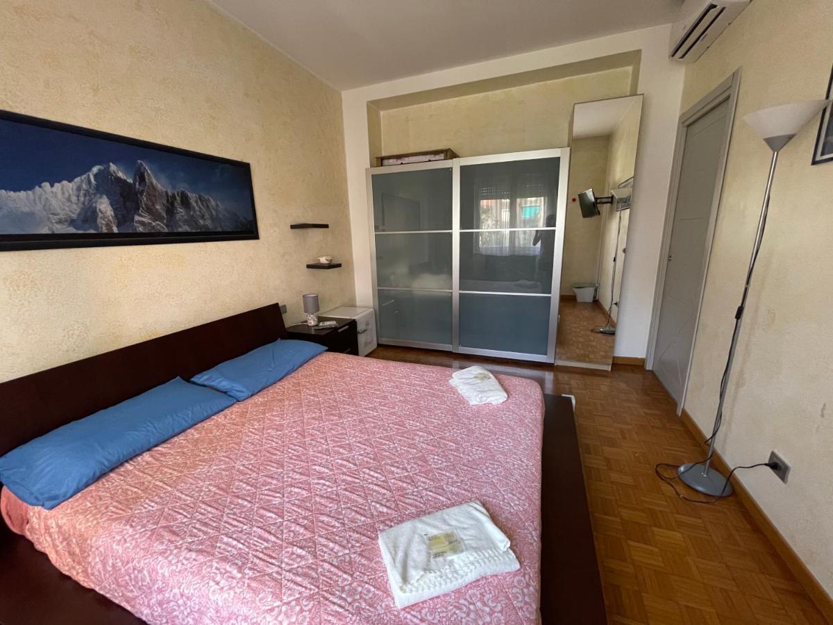 Impeccable In Next To M1 Metro 10 Mins Away From Duomo Wi-fi Feel Like Frühstückspension