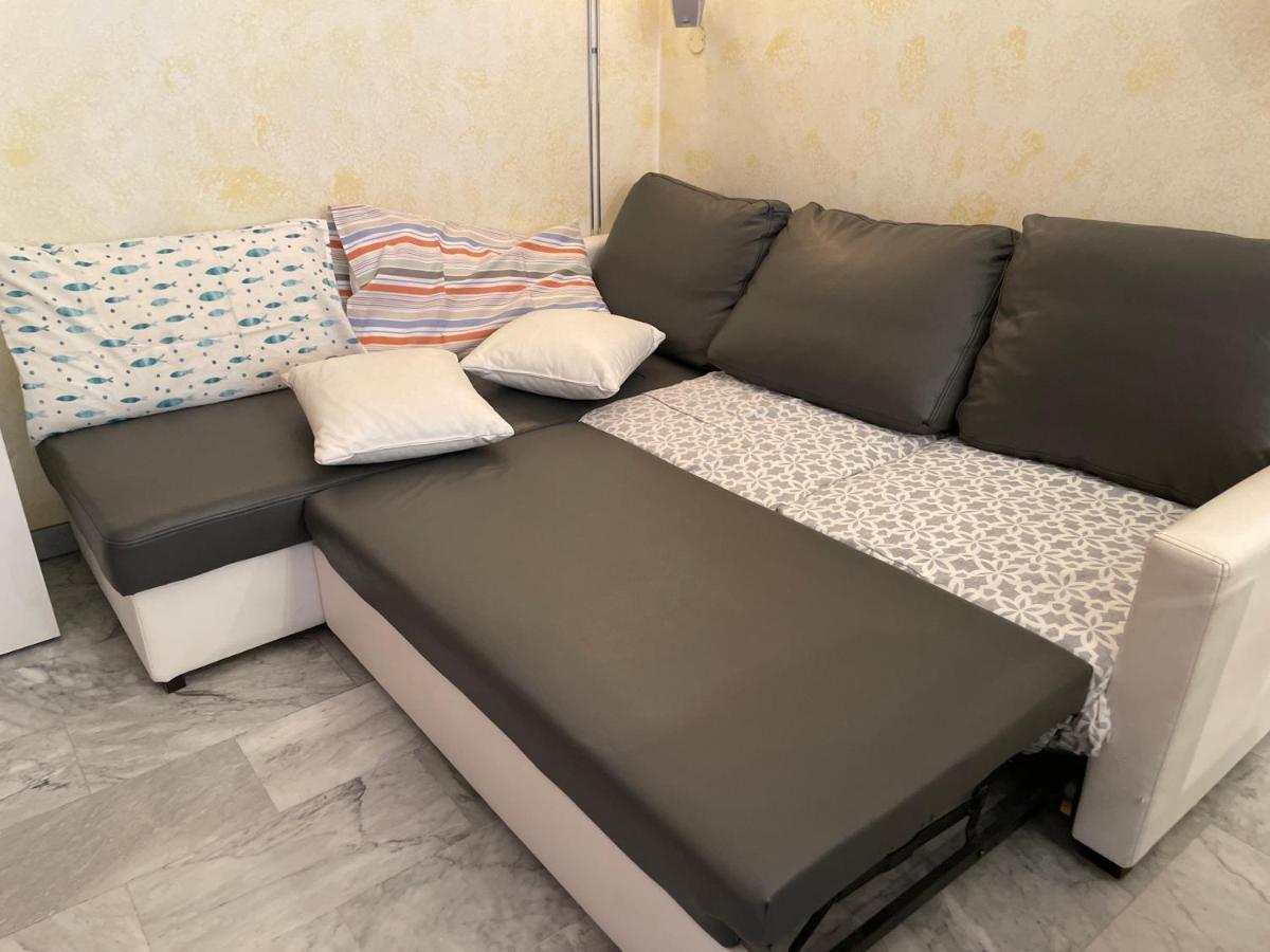 Impeccable In Next To M1 Metro 10 Mins Away From Duomo Wi-fi Feel Like Frühstückspension