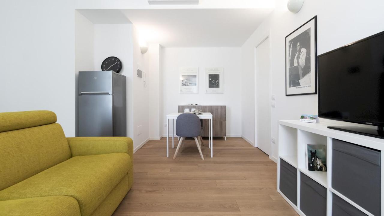 Apartamento Italianway - Caterina Da Forli 6 Milão