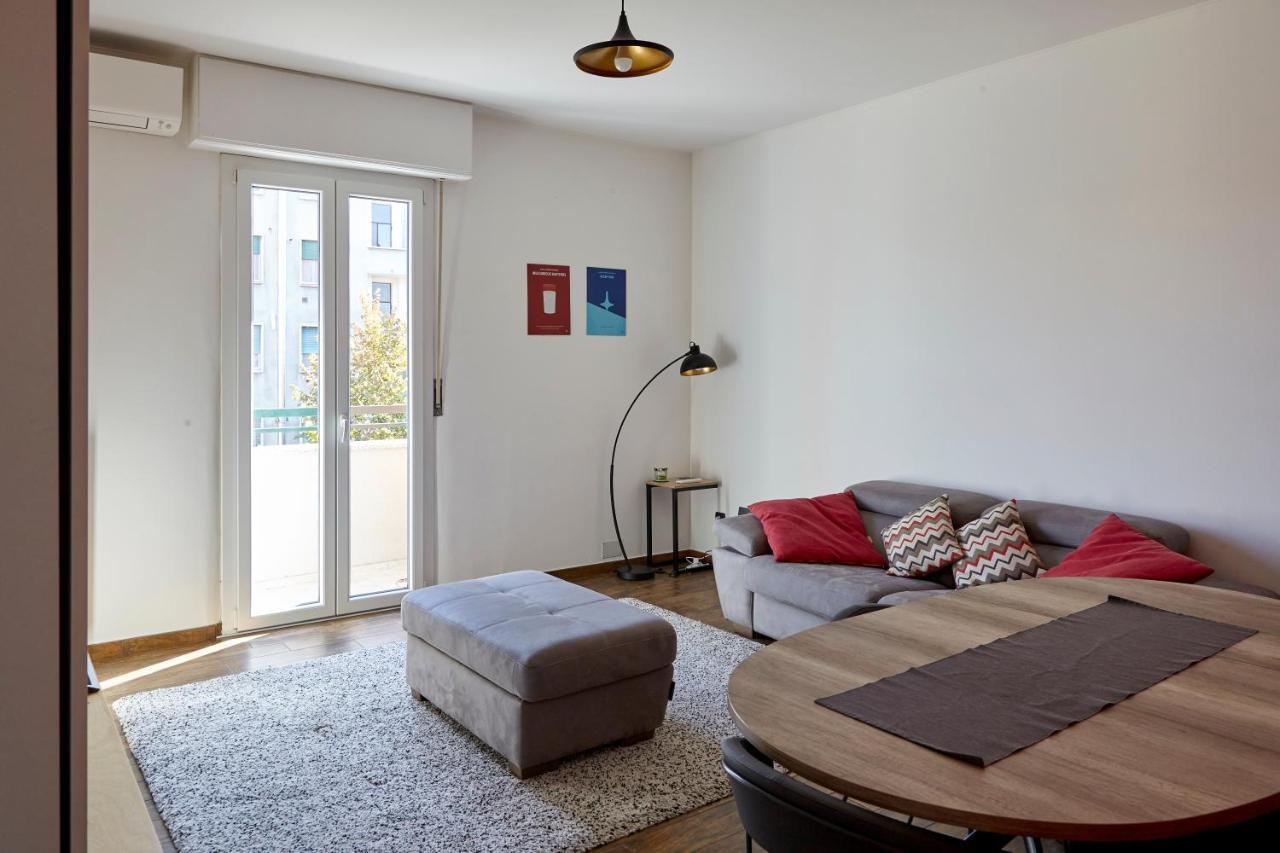 Luvi - Villoresi 28 Apartamento Milão