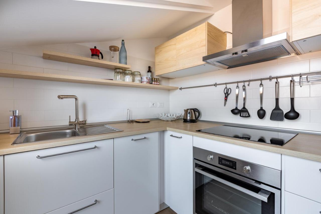 Apartment Cozy W/parking 5 Min Walk From The Bus Stop Milan