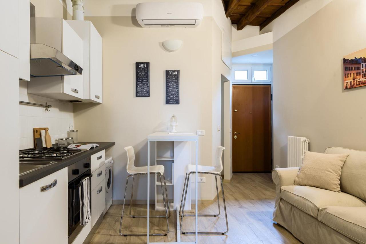 Altido Gracious Navigli Flat *