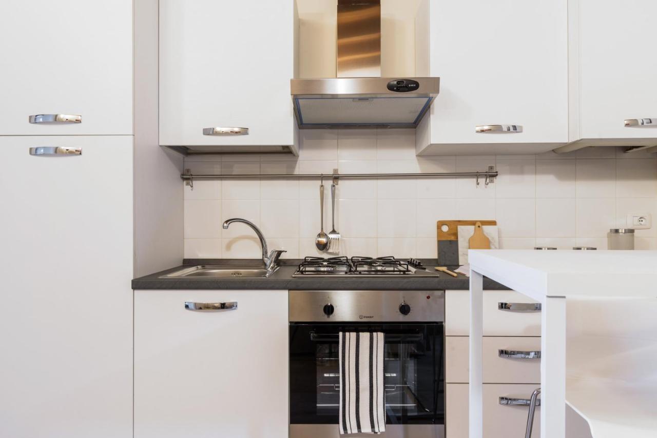 Altido Gracious Navigli Flat *