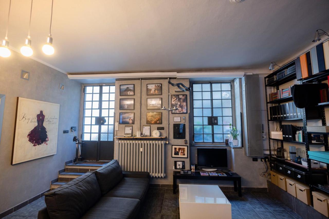 Loft In Stile Industrial - Stazione Apartment *