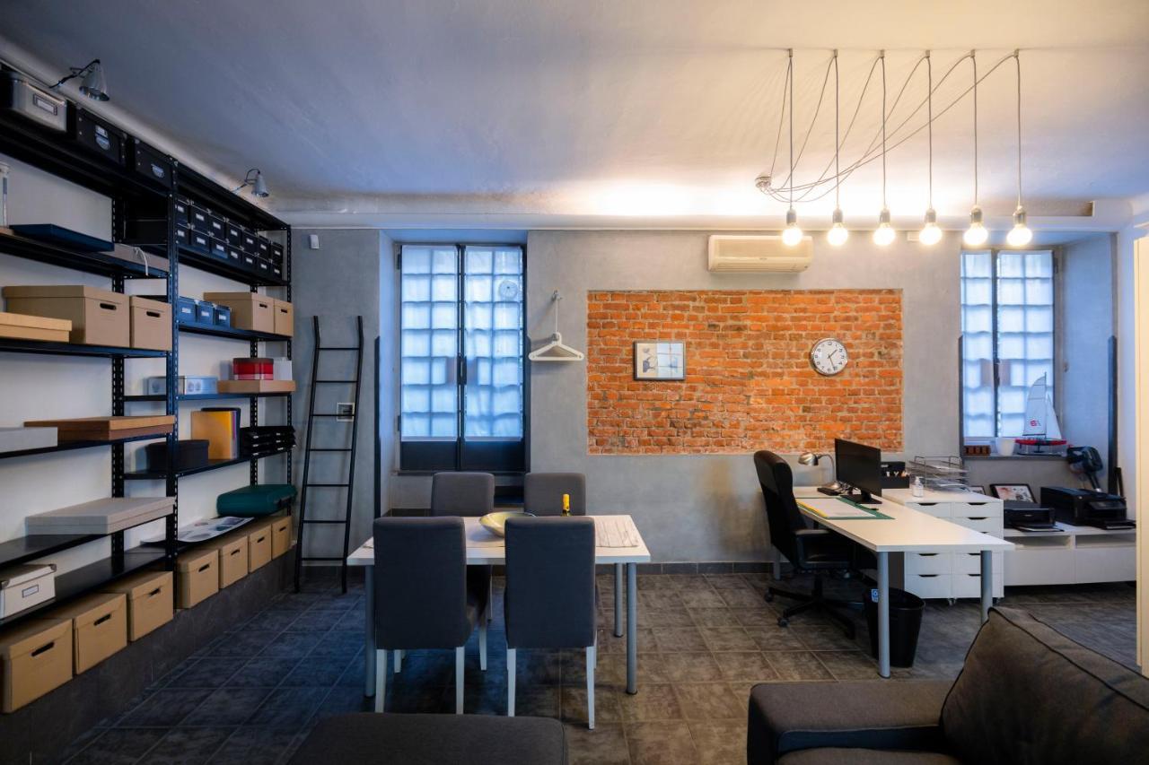 Loft In Stile Industrial - Stazione Apartment *