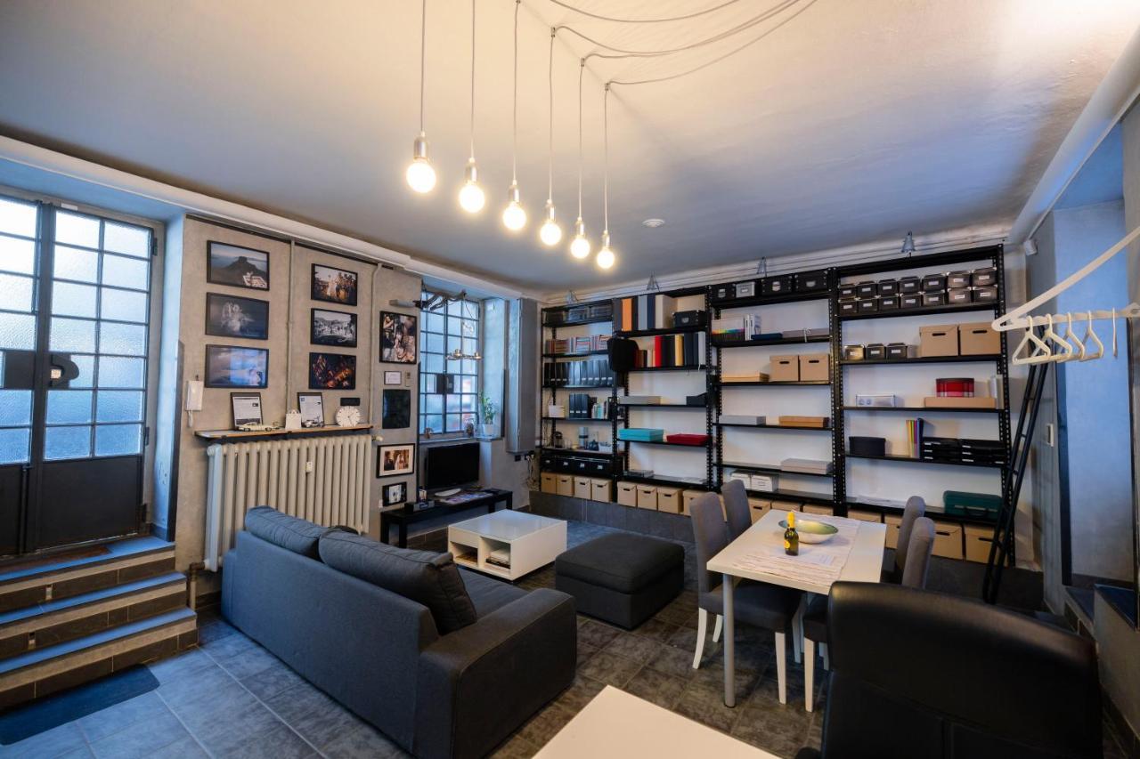 Loft In Stile Industrial - Stazione Apartment