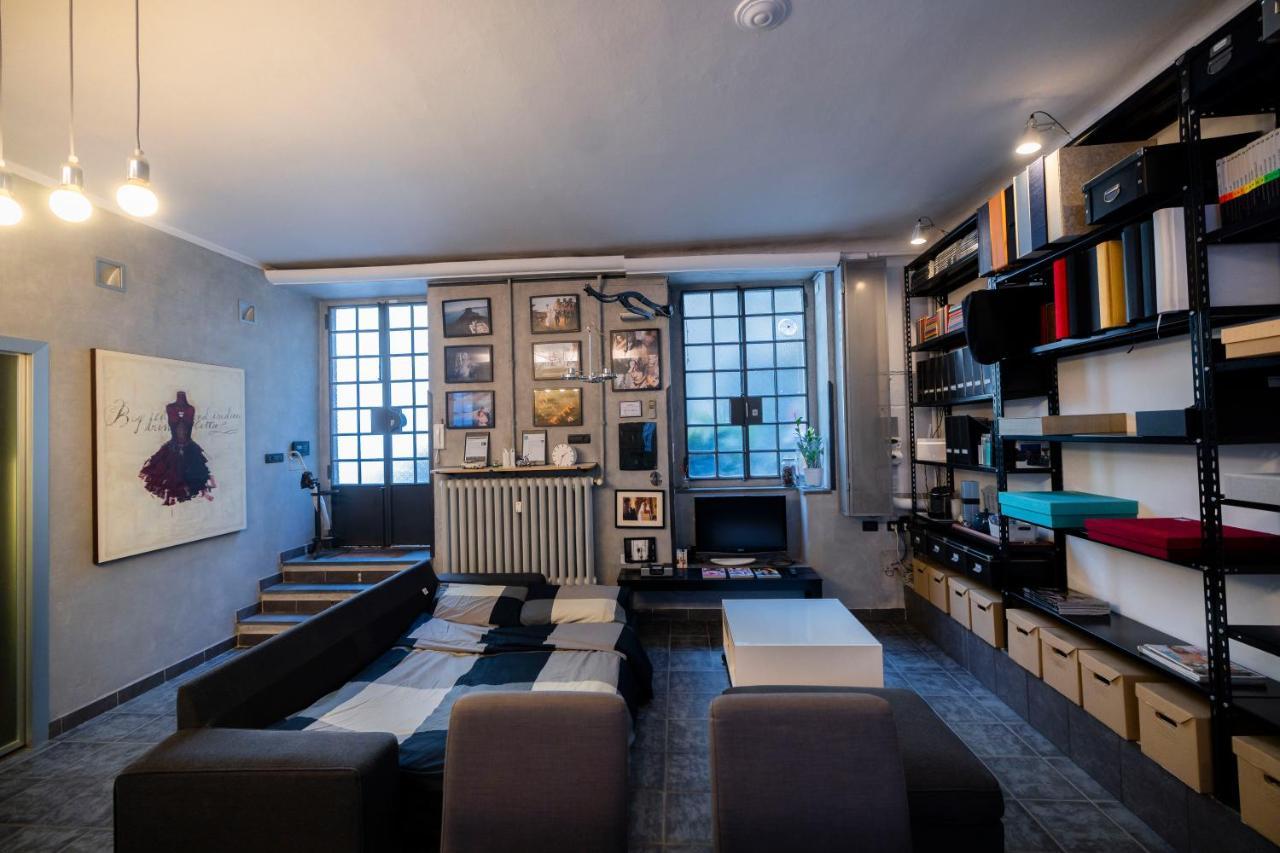 Loft In Stile Industrial - Stazione Apartment *