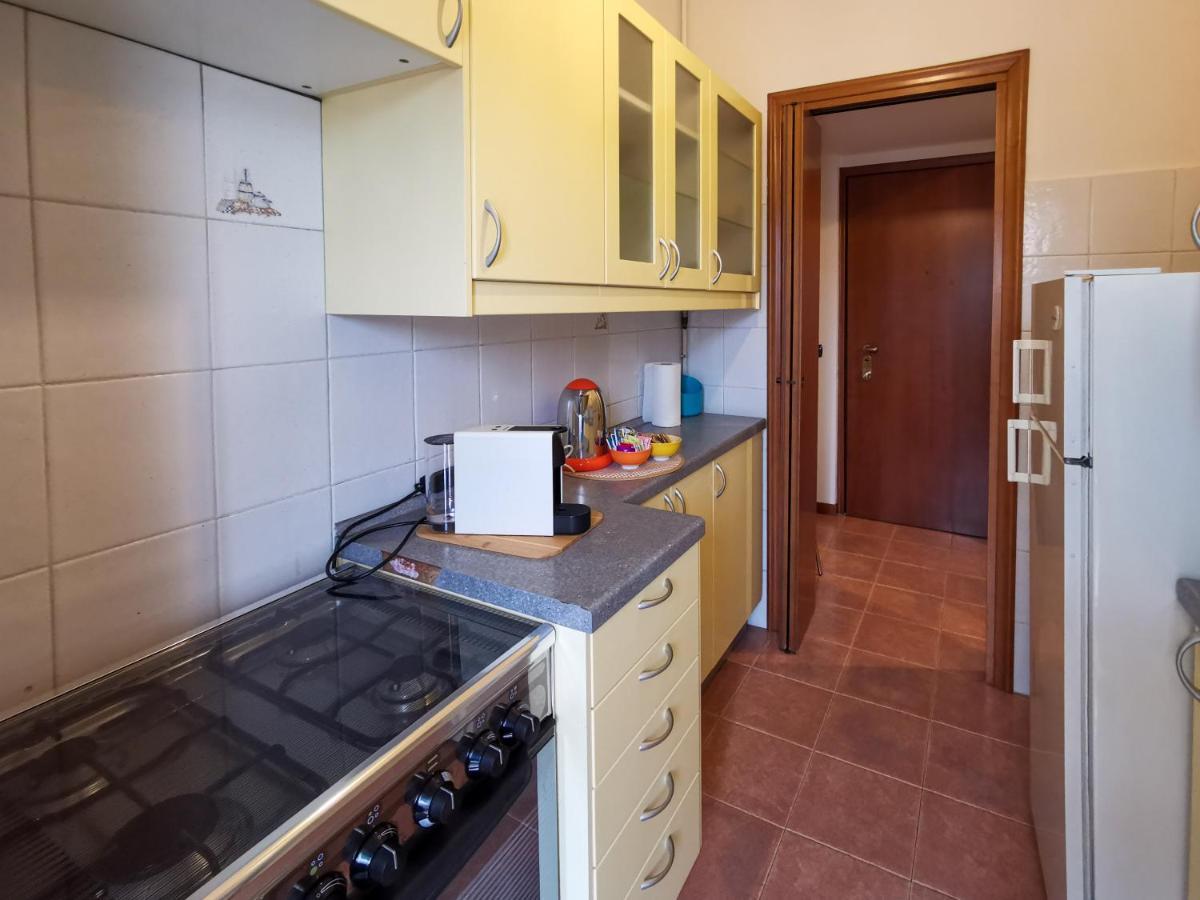 Apartment L'arche Argentina - The Window On The Shopping Street *