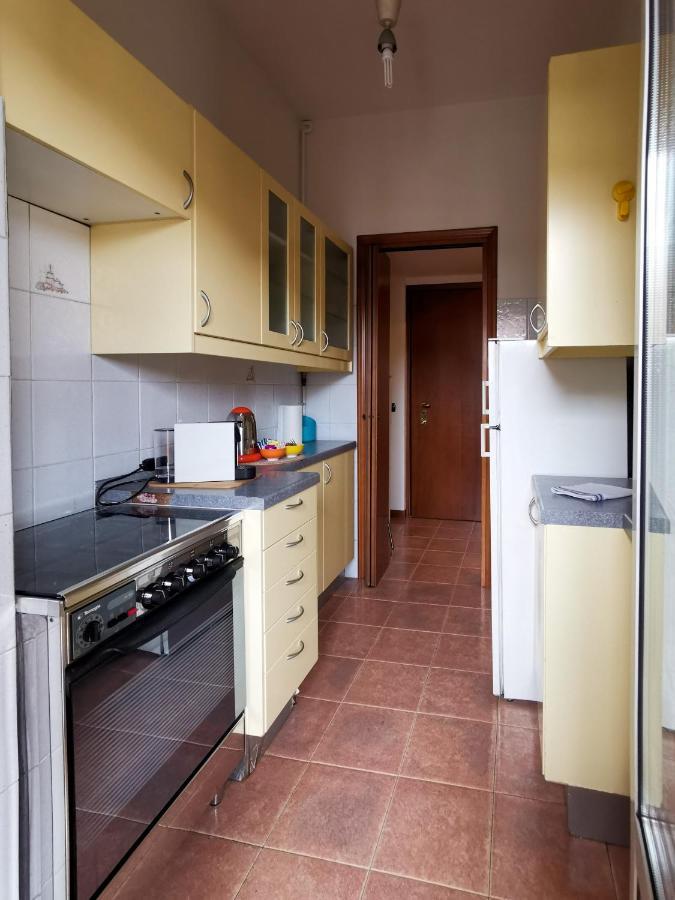 Apartment L'arche Argentina - The Window On The Shopping Street