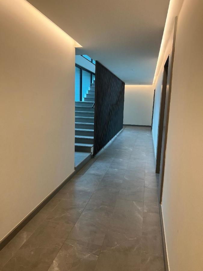 Apartment Number House - Number 9 Milan