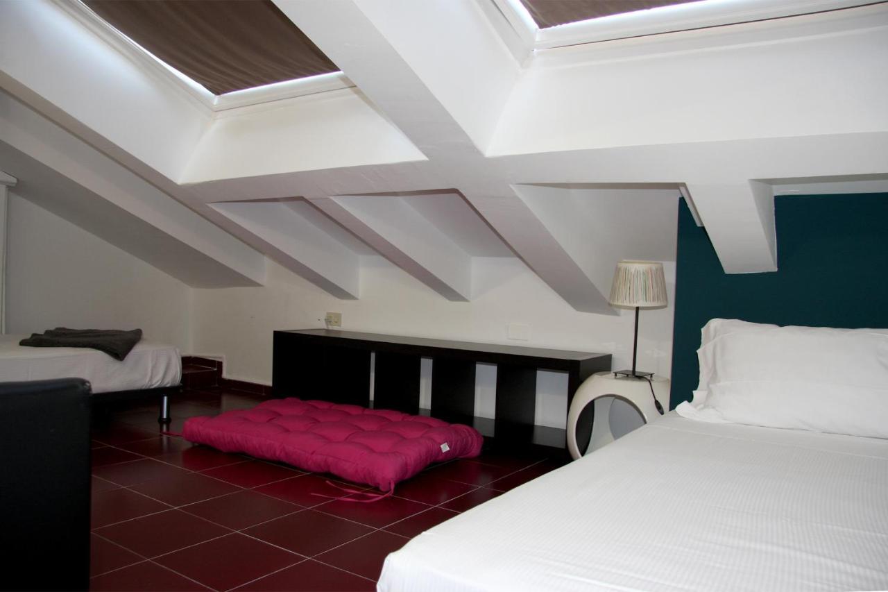 Mercanti Attic Version Apartment