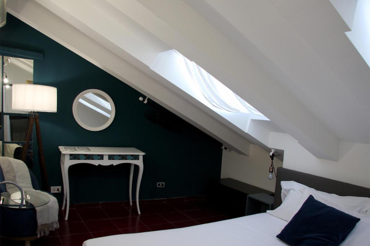 Mercanti Attic Version Mailand