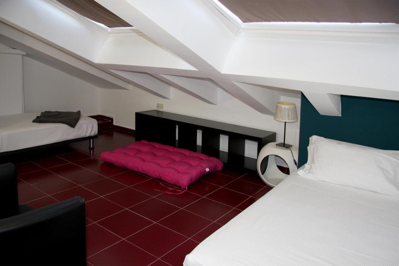 Mercanti Attic Version Apartment Mailand