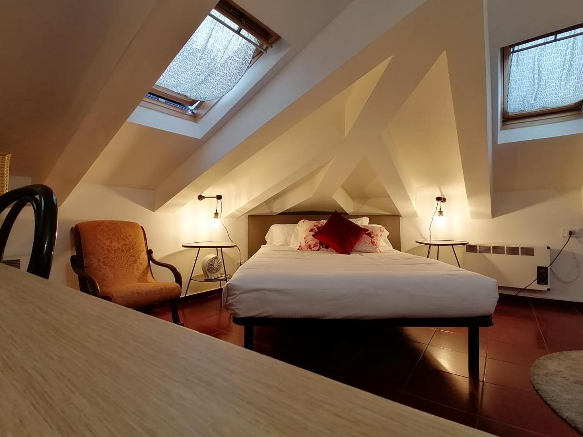 Mercanti Attic Version Apartment